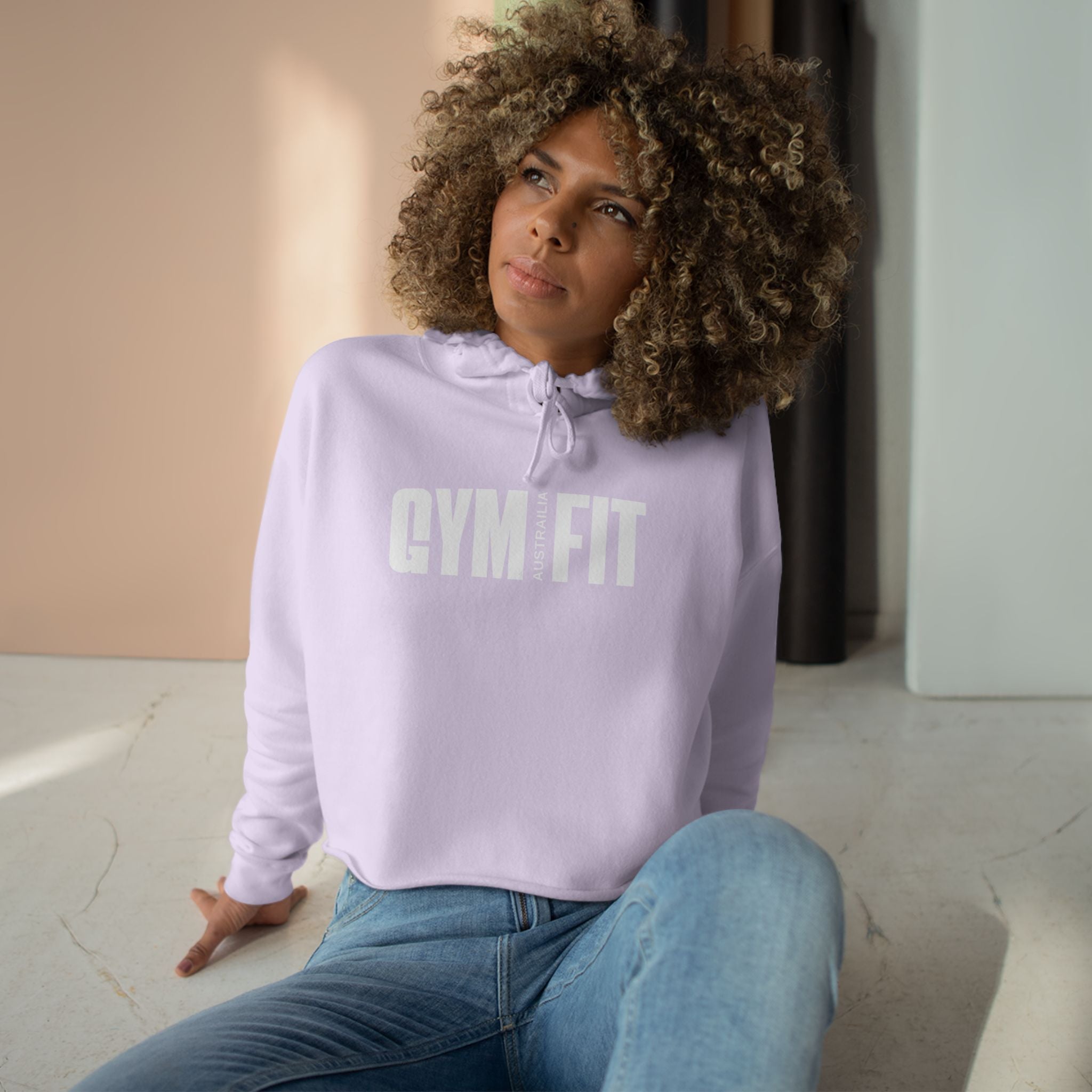 Gym Fit Crop Hoodie - Stylish Workout Attire for Fitness Enthusiasts